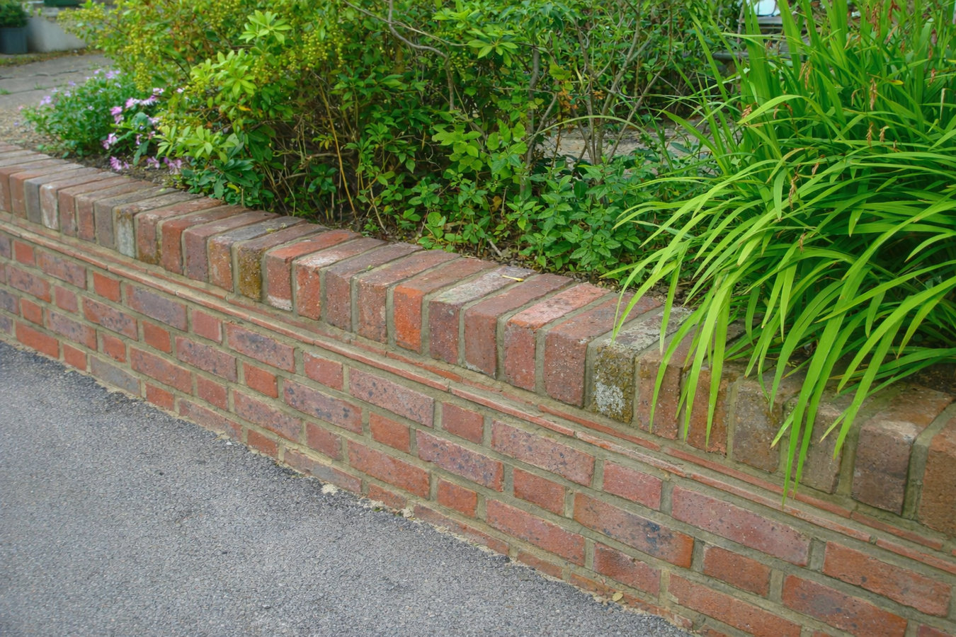 Brick wall installation